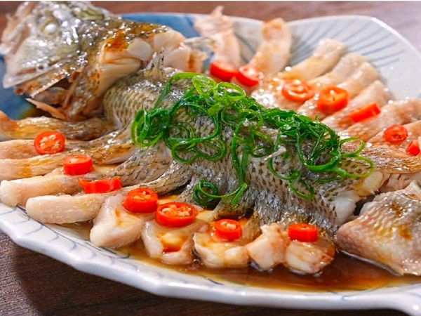 GÀ HỒNG KÝ