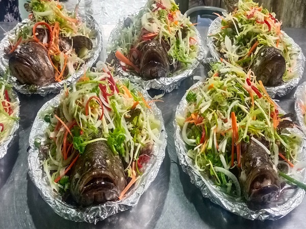 GÀ HỒNG KÝ